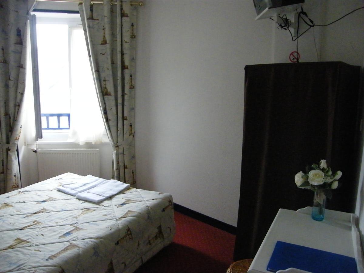 Hotel De La Gare Saint Malo Kültér fotó